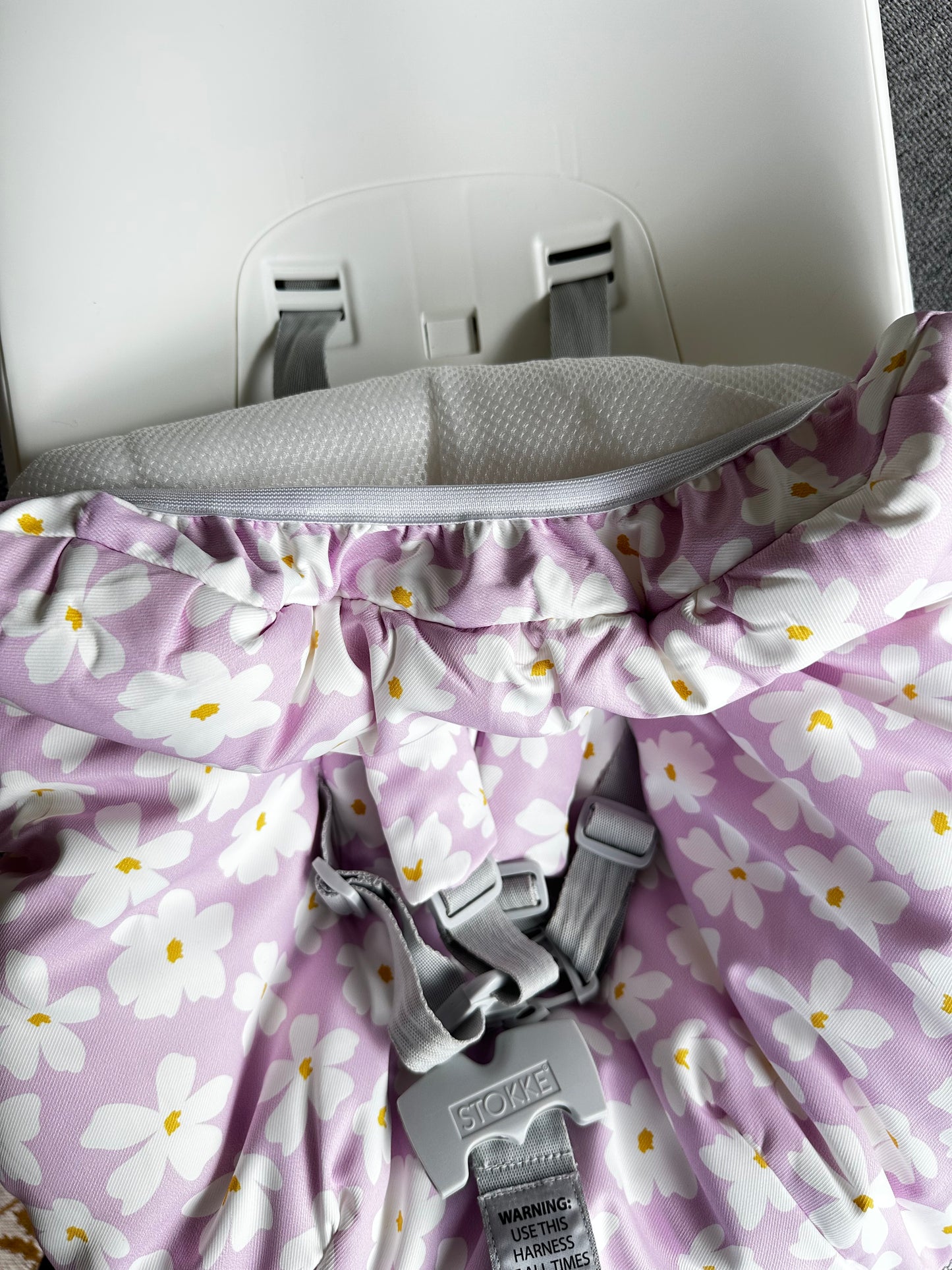 Newborn hoes voor op de Stokke Tripp Trapp stoel - Bloemen roze/wit