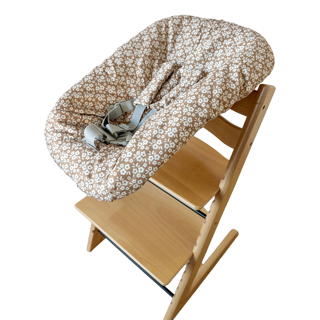 Newborn hoes voor op de Stokke Tripp Trapp stoel - Bloemen bruin/creme