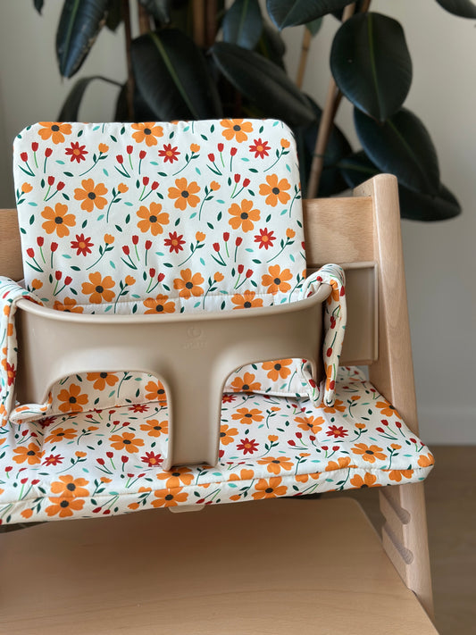 Kussenset voor op de Stokke Tripp Trapp stoel - Bloemen oranje/rood